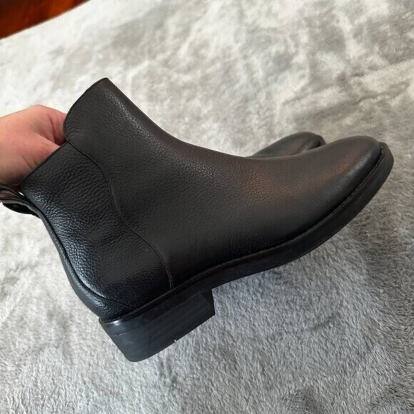 Cole Haan River Chelsea Ankle Boots Black Leather Women's 8 - Picture 4 of 7